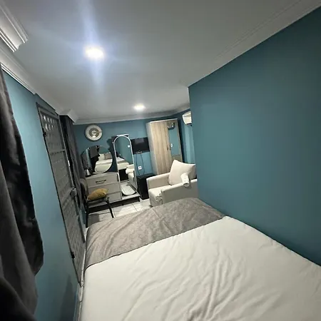 Ada 3*