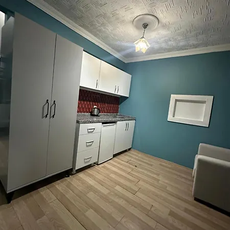 Lejlighedshotel Ada 4*