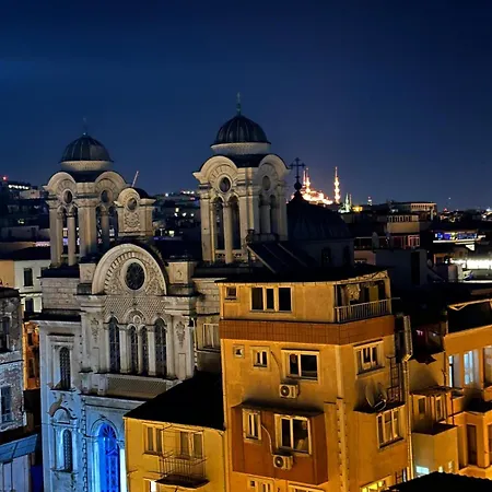 Ada Κωνσταντινούπολη